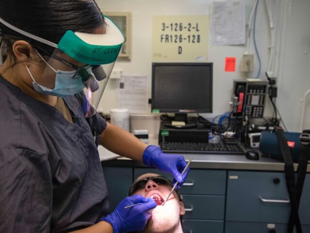 Dentista Salerno: cure e sorrisi con Dott. Luongo